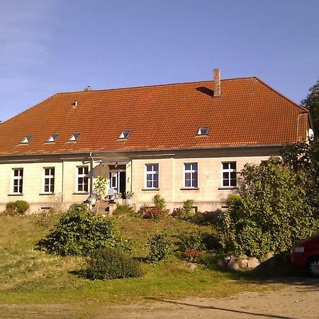 Apartamento Gutshaus Alt-Jargenow Alt Jargenow Exterior foto