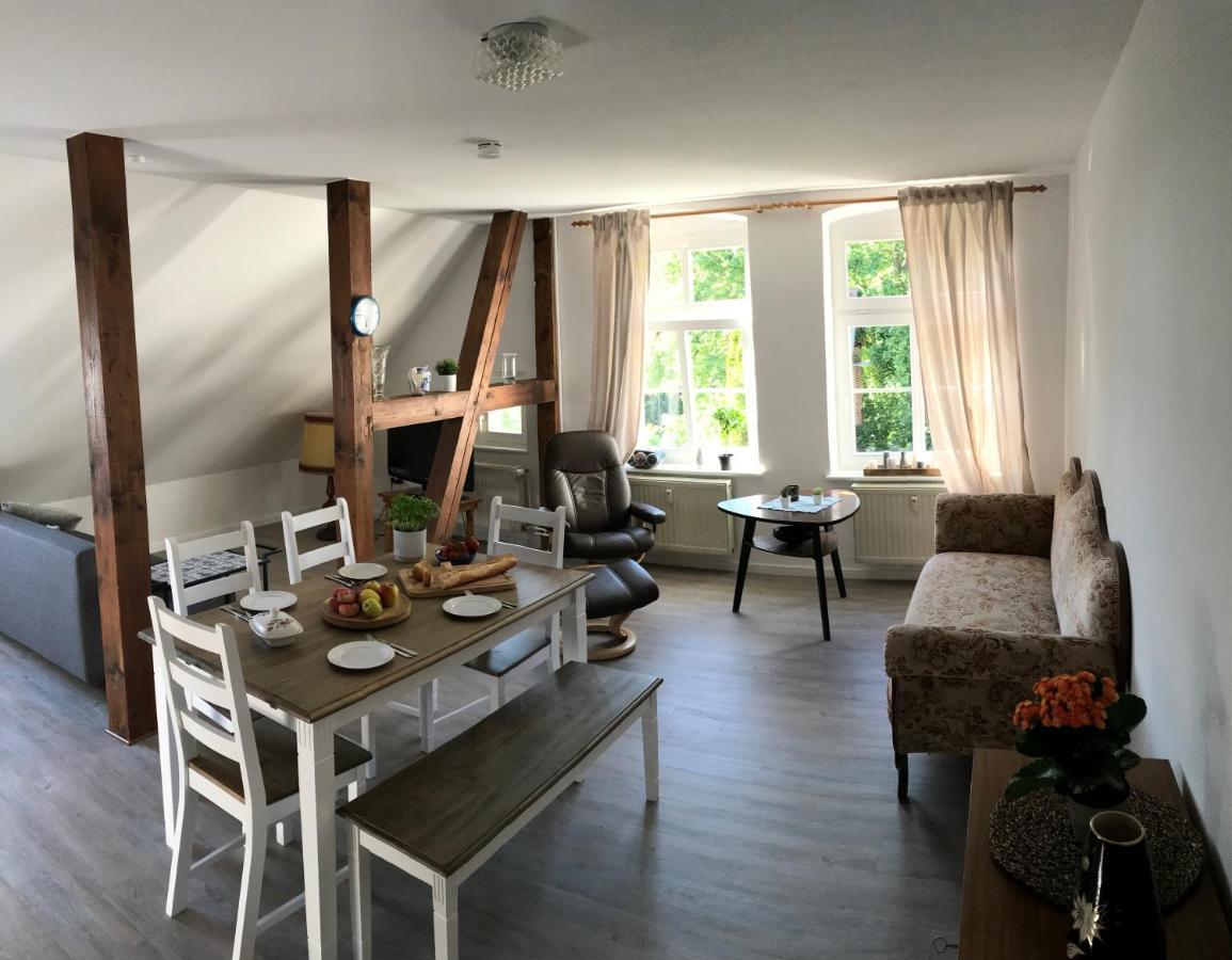 Apartamento Gutshaus Alt-Jargenow Alt Jargenow Exterior foto